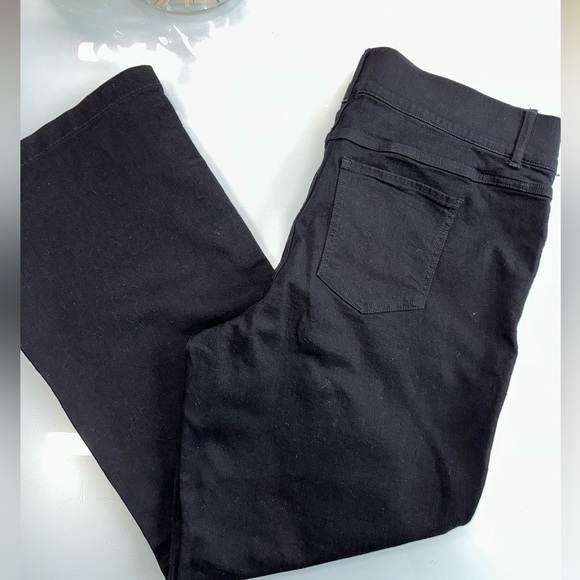 Spanx Plus Size Flare Jeans Black Pull ON Stretch Women's Size 3XL NEW - Picture 4 of 11